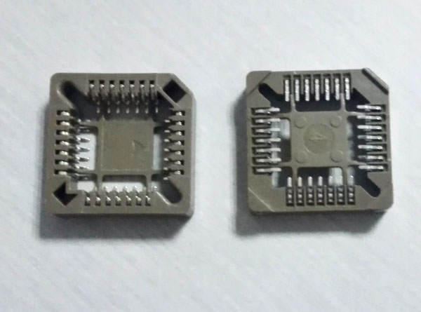 28PIN-SMT QZTA-C128XXX002
